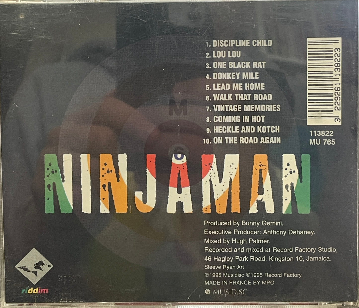 Ninjaman - Hold Me (Like A M16)